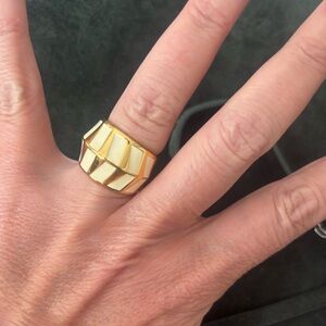 Vince Camuto design ring